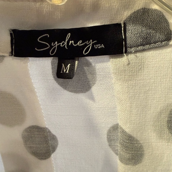 Sydney USA Polka Dot Button-Down Tunic Top – Medium - Picture 2 of 4